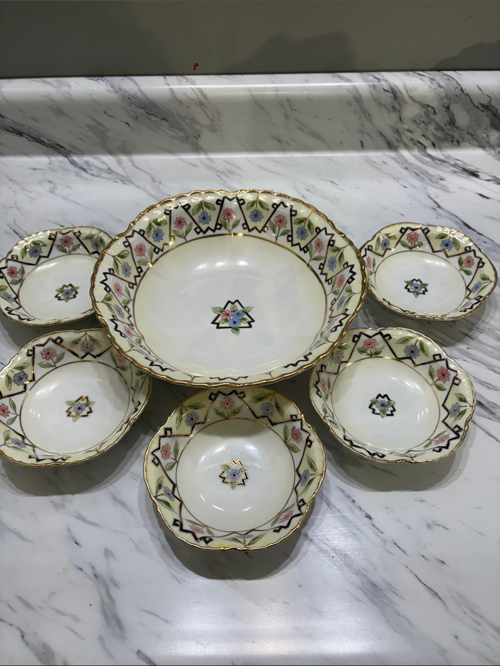 Vintage Hand Painted Nippon Berry/Serving Bowl With 5 Matching Smaller Bowls